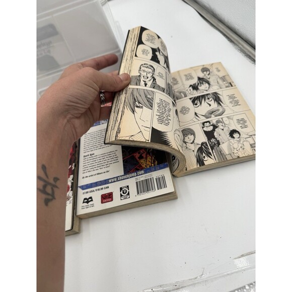 Death Note Volumes 1 -‎ 4 / Shonen Jump Advanced Manga W/ Death Journal Blank - Picture 14 of 16